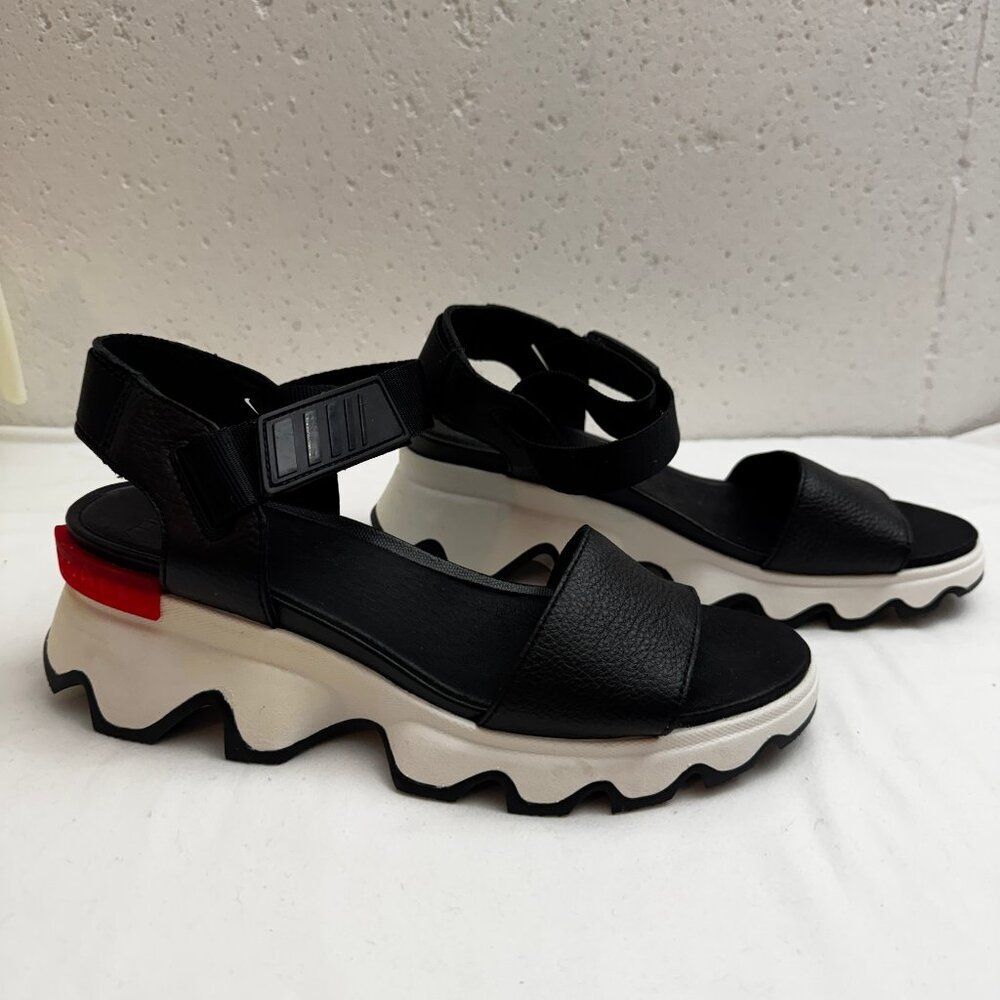 SOREL Kinetic Impact Y-Strap Wedge Sandals Women’s Size 9 Black Leather
